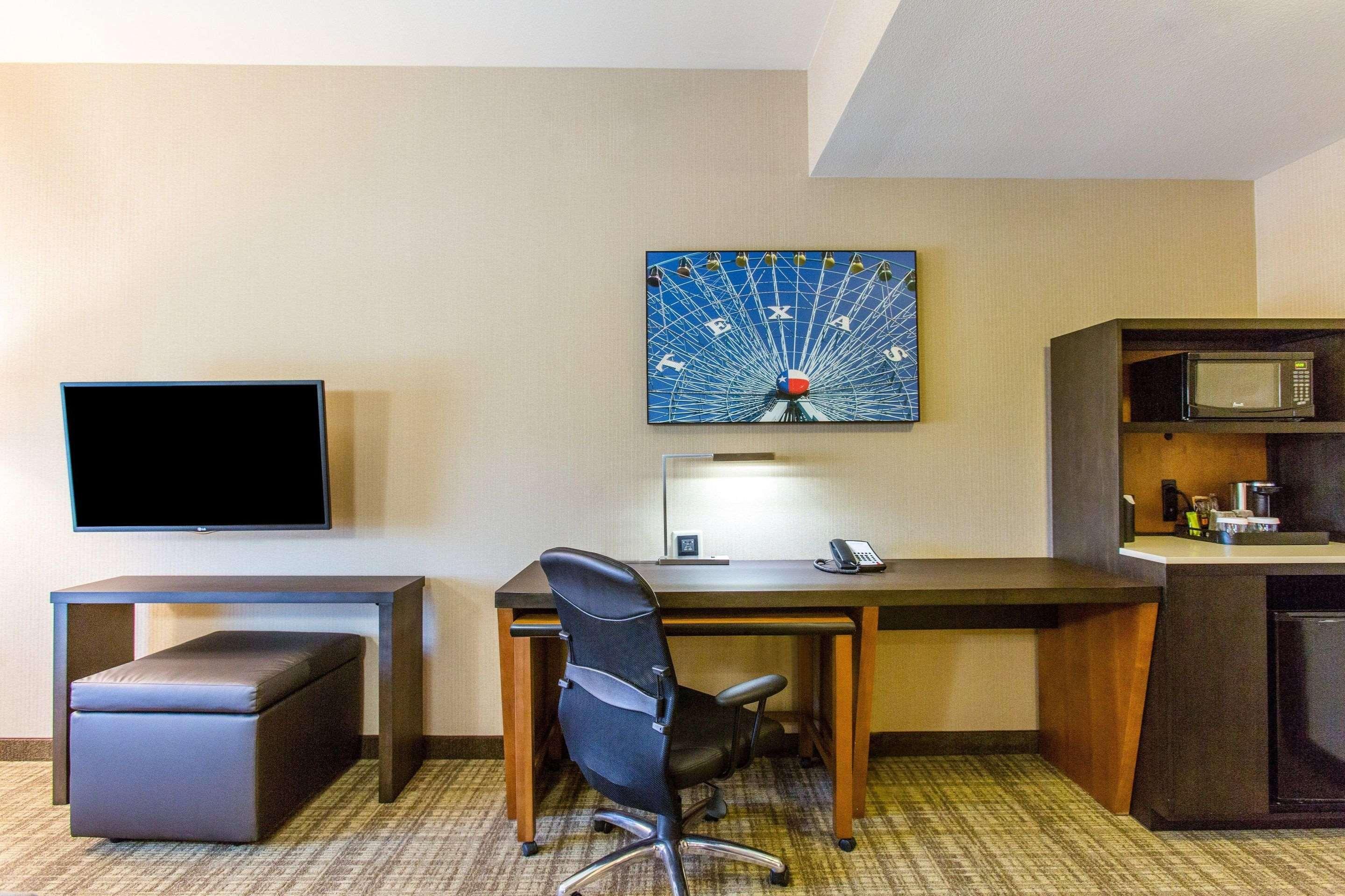 Cambria Hotel Plano - Frisco Екстериор снимка