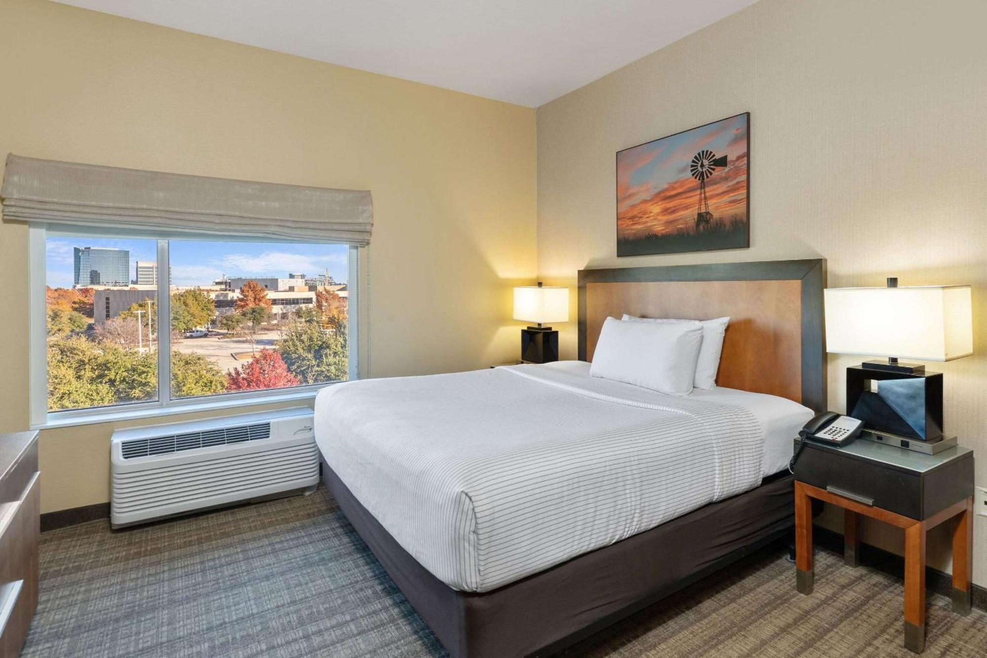 Cambria Hotel Plano - Frisco Екстериор снимка