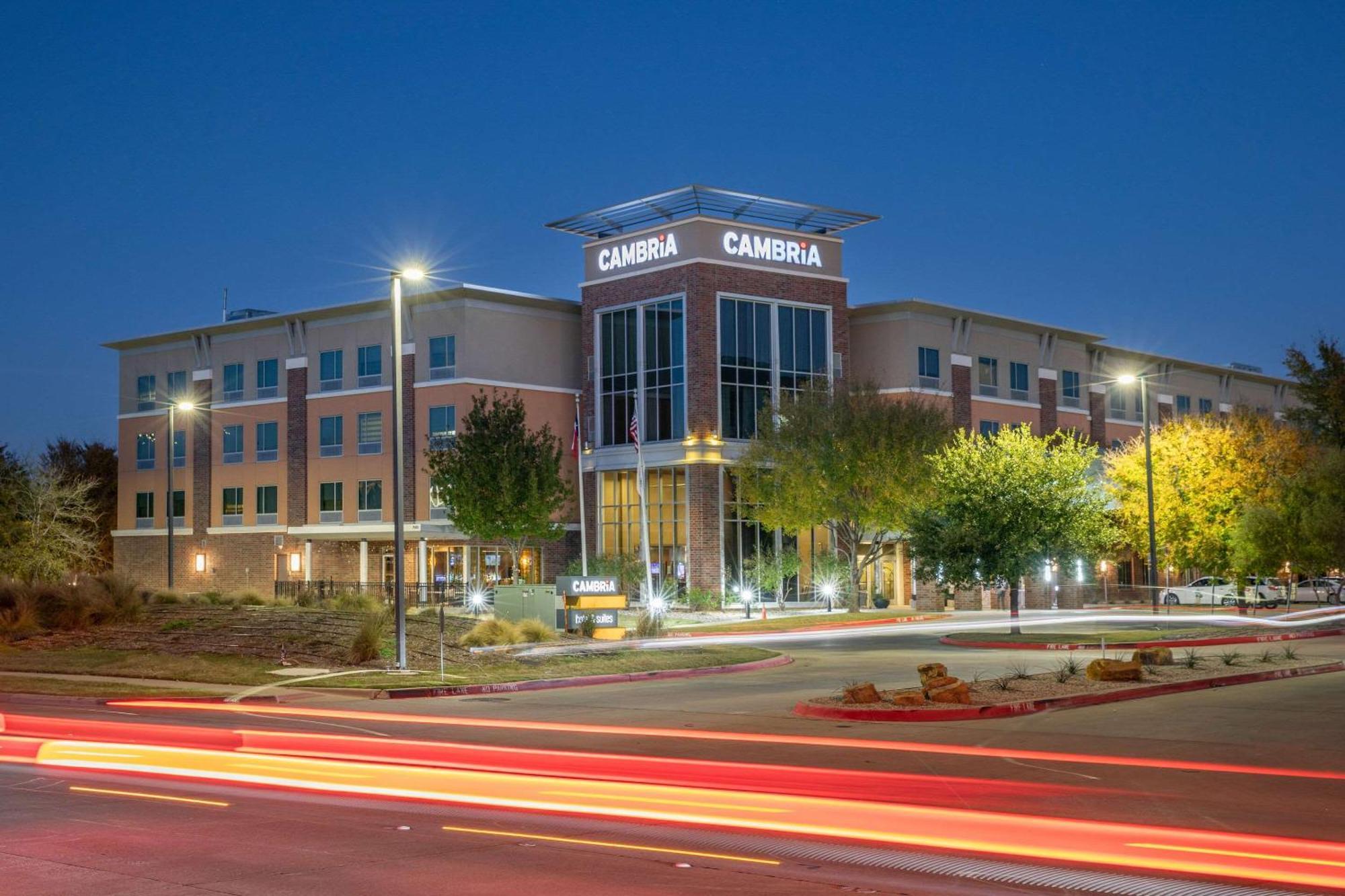 Cambria Hotel Plano - Frisco Екстериор снимка