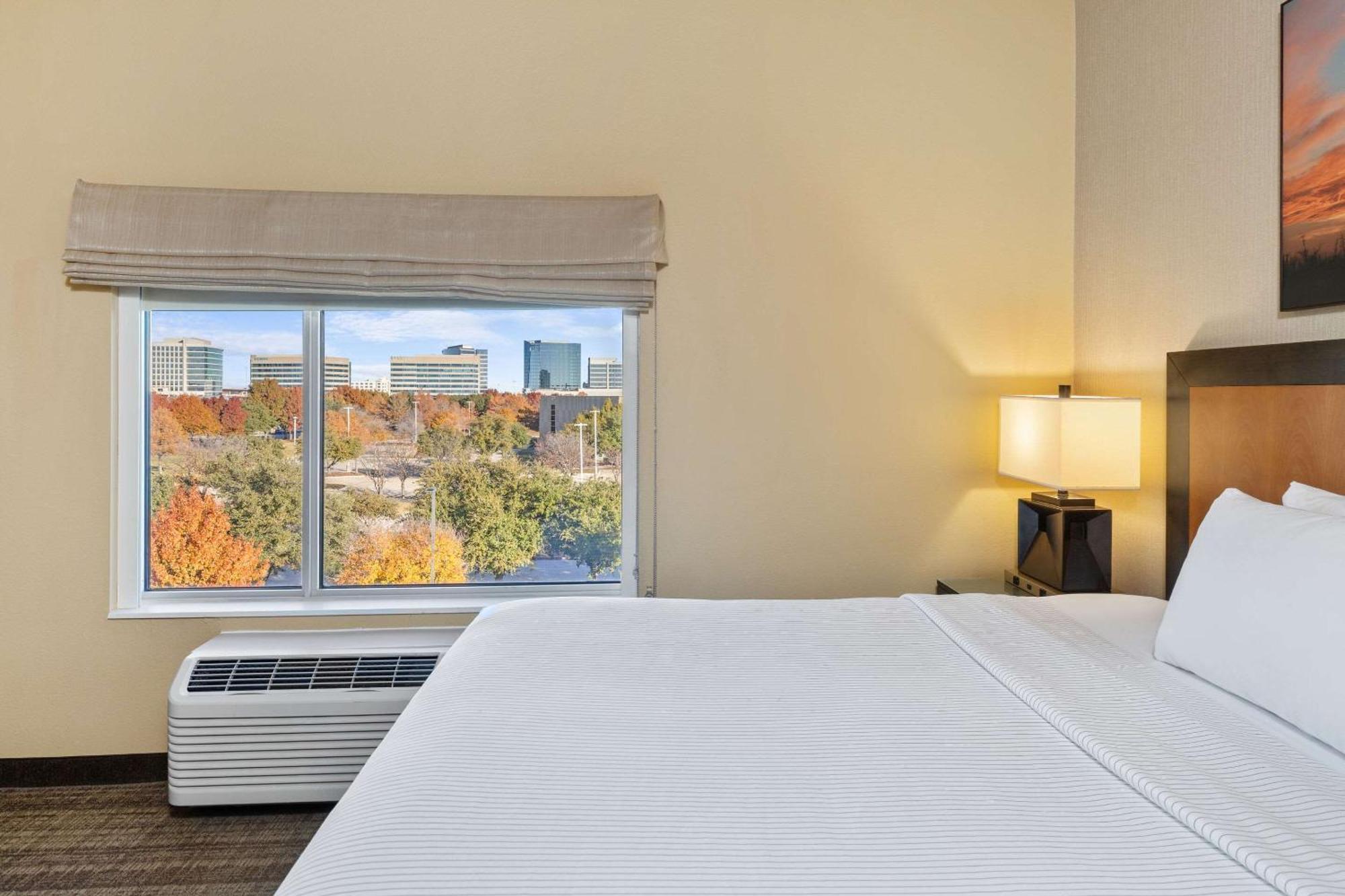 Cambria Hotel Plano - Frisco Екстериор снимка